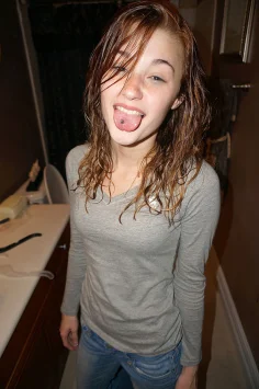 Alaina Dawson Alaina Dawson Nerd Girls 6 14