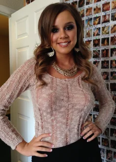 Alexis Adams Alexis Adams Perky 17