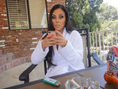 Gianna Nicole Gianna Nicole Moto Majestic 32