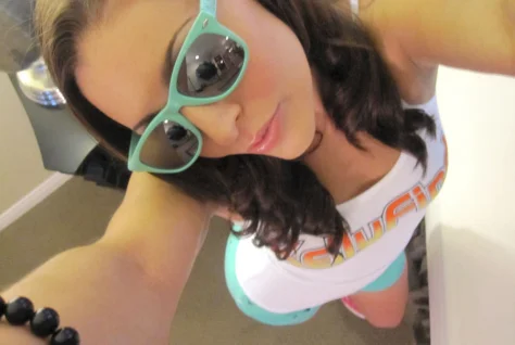 Gracie glam gracies first rub 32