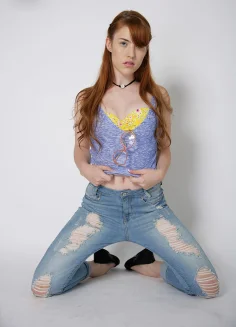 Gwen Stark Gwen Stark Nerd Girls Part 5 01