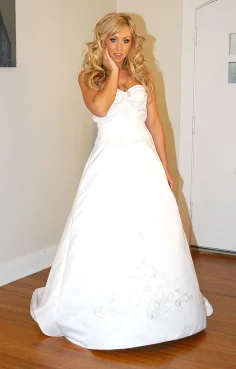 Jessica Lynn Jessica Lynn House Wife 01