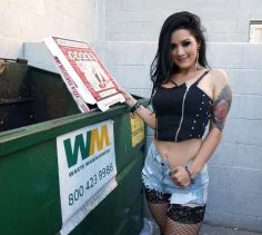 Katrina Jade Katrina Jade Take The Condom Off 05