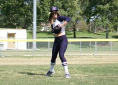 Kirsten Lee Kirsten Lee Makeem Sweat 11 07