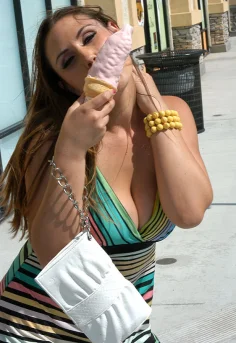 Rucca Page Rucca Page I Cream For Ice Cream 05