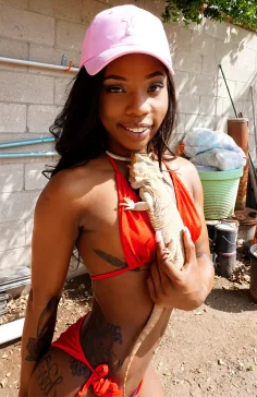 Sarah Banks Sarah Banks Beautiful Blessed 08